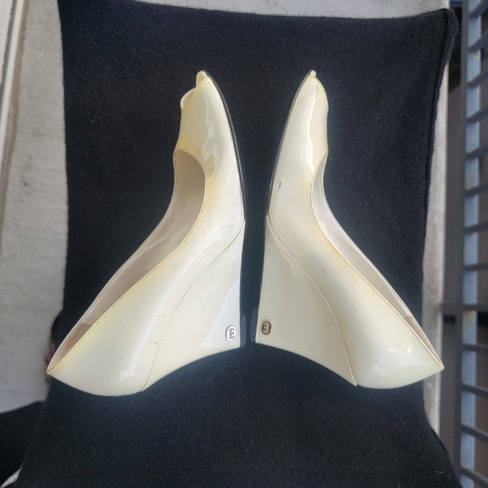 GUCCI Patent Leather Wedge Shoes size 8 - Picture 5 of 16